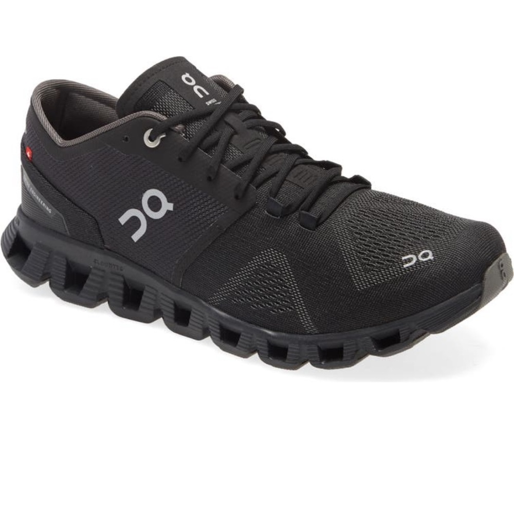 COPY - COPY - On Running Cloud X Sneakers